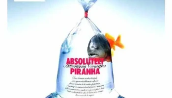 Piranha Et Petits Poissons Rouges - Strassen