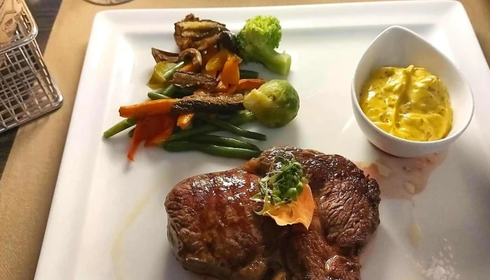 Am Park Restaurant -  Katalog - Berdorf