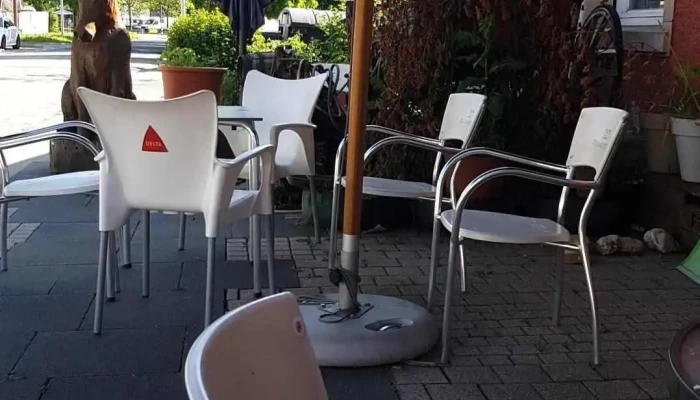 Am Sportslokal -  Atmosphare - Ernztalgemeinde