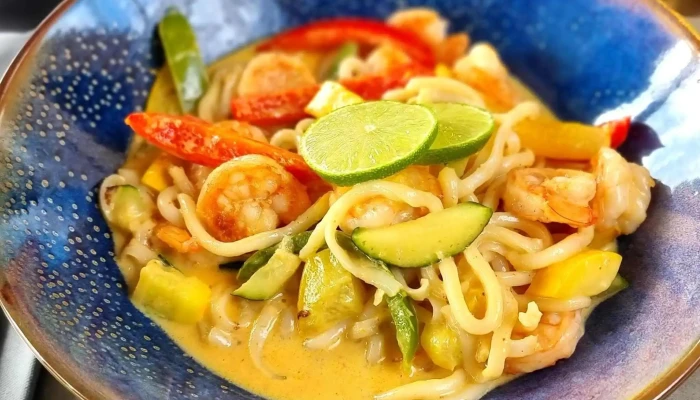 Becher Gare Restaurant -    Cafe Elo Op - Bech
