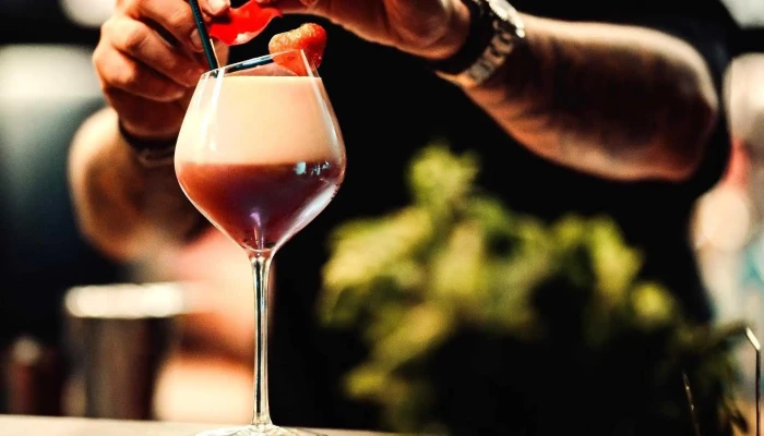 Blow Luxembourg -  Essen Und Trinken - Luxemburg
