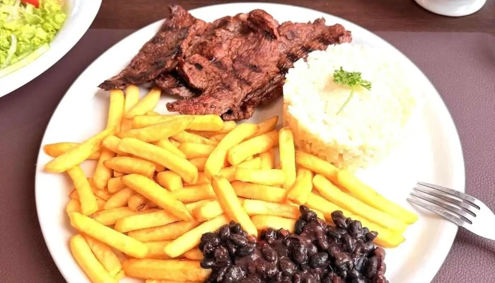 Cafe Bar Supreme Essen Und Trinken - Ettelbruck