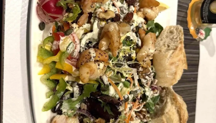 Cafe De La Fontaine Essen Und Trinken - Lintgen