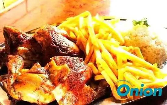 Cafe De La Gare Essen Und Trinken - Käerjeng