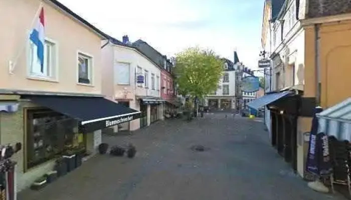 Cafe Little Pub Street View 360deg Fotos - Diekirch