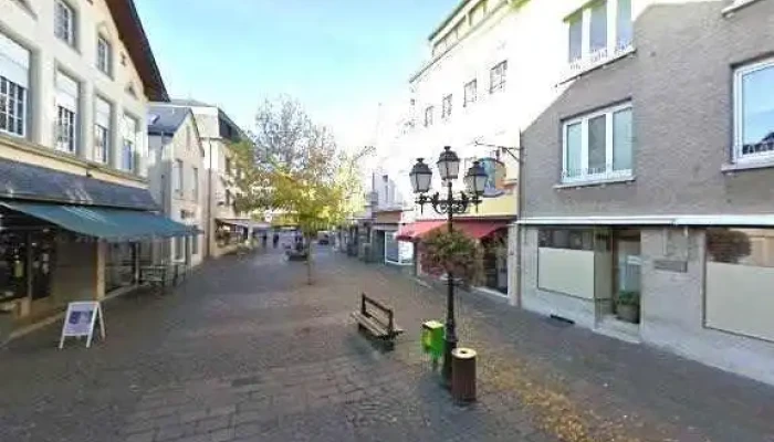 Cafe Ndeg12 Street View 360deg Fotos - Diekirch