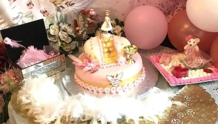 Cafe Restaurante Mares Hochzeitstorte - Käerjeng