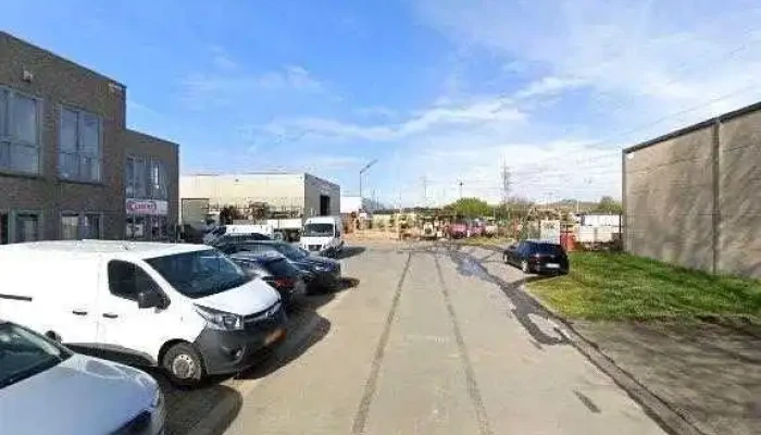 Cfm -    Comptoir Des Fers Et Metaux Sa Sa Locatione - Esch An Der Alzette