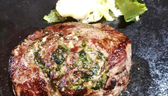 Chez Toni -    Ristorante Pizzeria Dal 1972 Steak - Schifflingen