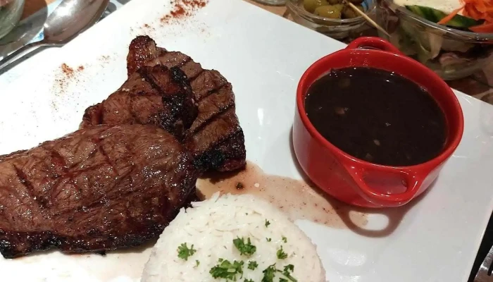 Chez Tuca Esch -  Essen Und Trinken - Esch An Der Alzette