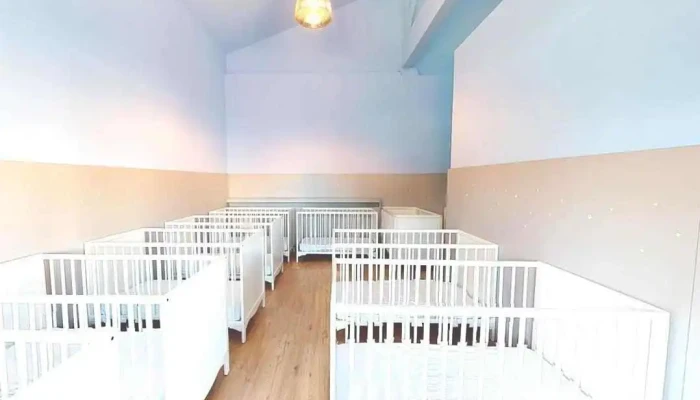 Creche Nascht Esch Sur Alzette Vom Inhaber - Esch An Der Alzette