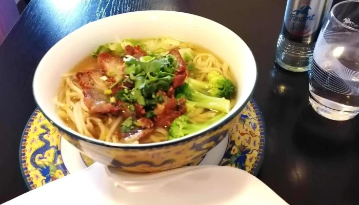 Dancing Noodles -  Praisser - Luxemburg
