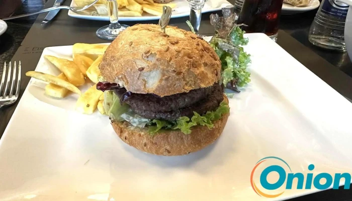 Eis Brasserie Boulodrome Sc -  Pommes Frites - Sassenheim