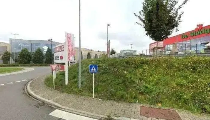 Electric Vehicle Charging Station -  Nummere - Mamer