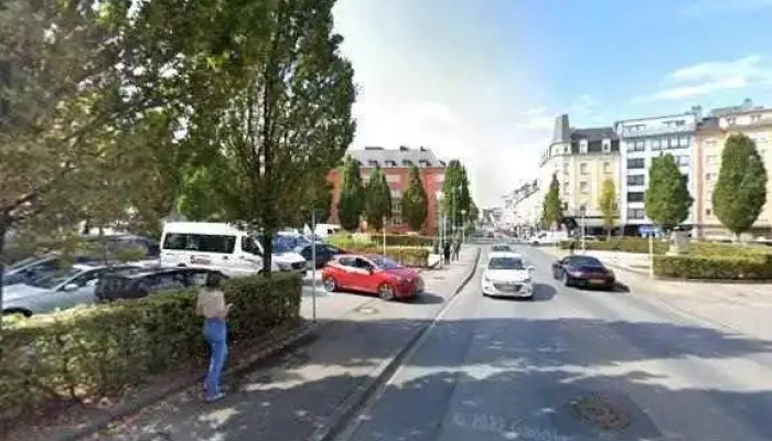 Esch -  Sur Alzette Piscine Municipale Street View 360deg Fotos - Esch An Der Alzette