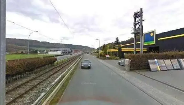 Fachmaart Robert Steinhauser Nord Sa Street View 360deg Fotos - Erpeldingen