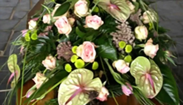 Fleurs Nicole Sarl Vom Inhaber - Clerf