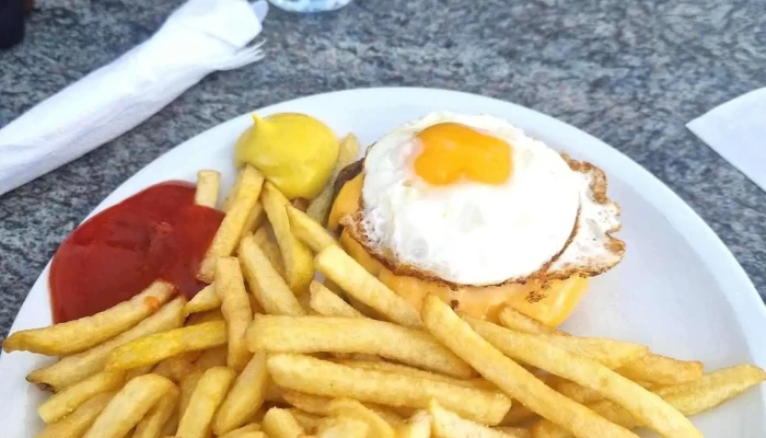 Friture Um Banzelt -  Comfort Food - Betzdorf