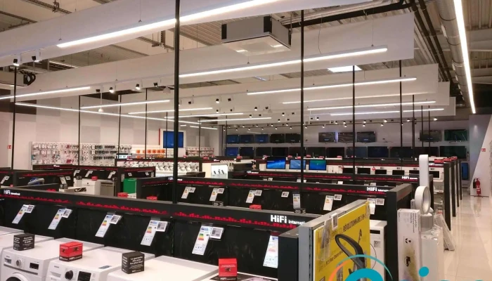 Hifi International -    Ingeldorf Innenansichten - Erpeldingen