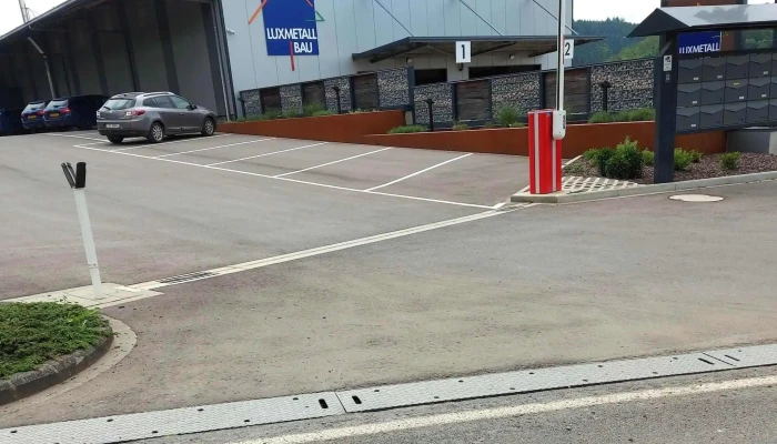 Luxmetall Bau Ag -  Telefon - Clerf