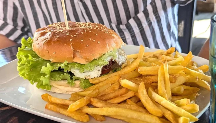 New Rive Gauche Cafe Videoen - Grevenmacher