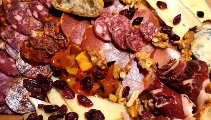 Origins Wine Tapas Charcuterie - Luxemburg