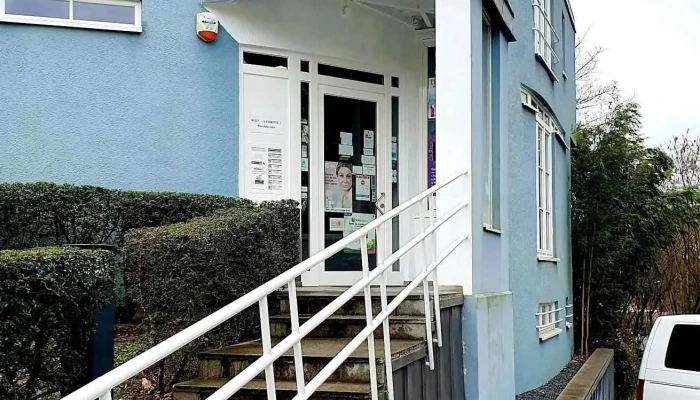 Pharmacie Du Bridel -  Wei Do Ukommene - Kopstal