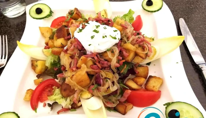 Restaurant Bar New Inn -  Essen Und Trinken - Bertrange