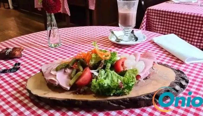 Restaurant Bei Der Giedel -    Fond De Gras Essen Und Trinken - Petingen