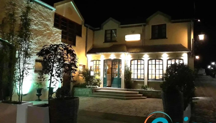 Restaurant Steinmetz Sarl Aussenbereich - Bech