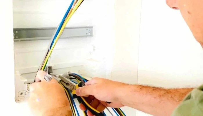 Rf Electricite Sarl Elo Ope - Ell