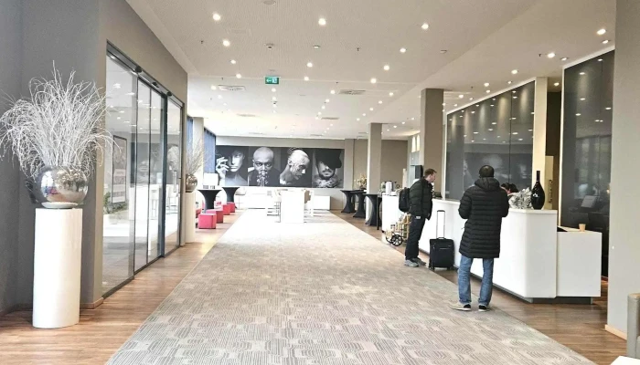 Tesla Supercharger -  Promotioun - Schüttringen