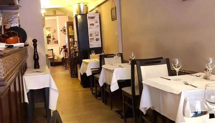 Tomis Italian Burger Atmosphare - Luxemburg