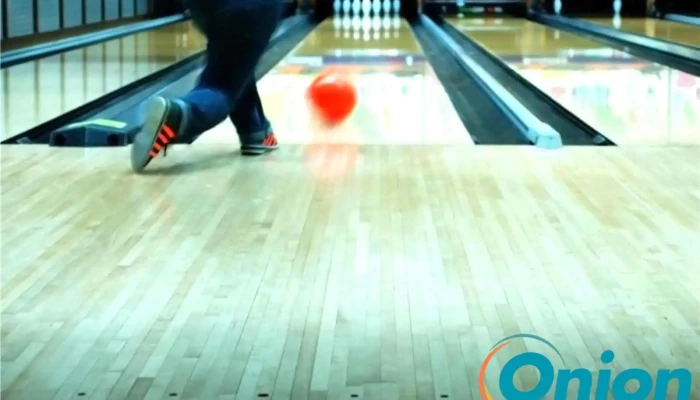 X -  Treme Bowling Billard Vom Inhaber - Monnerich